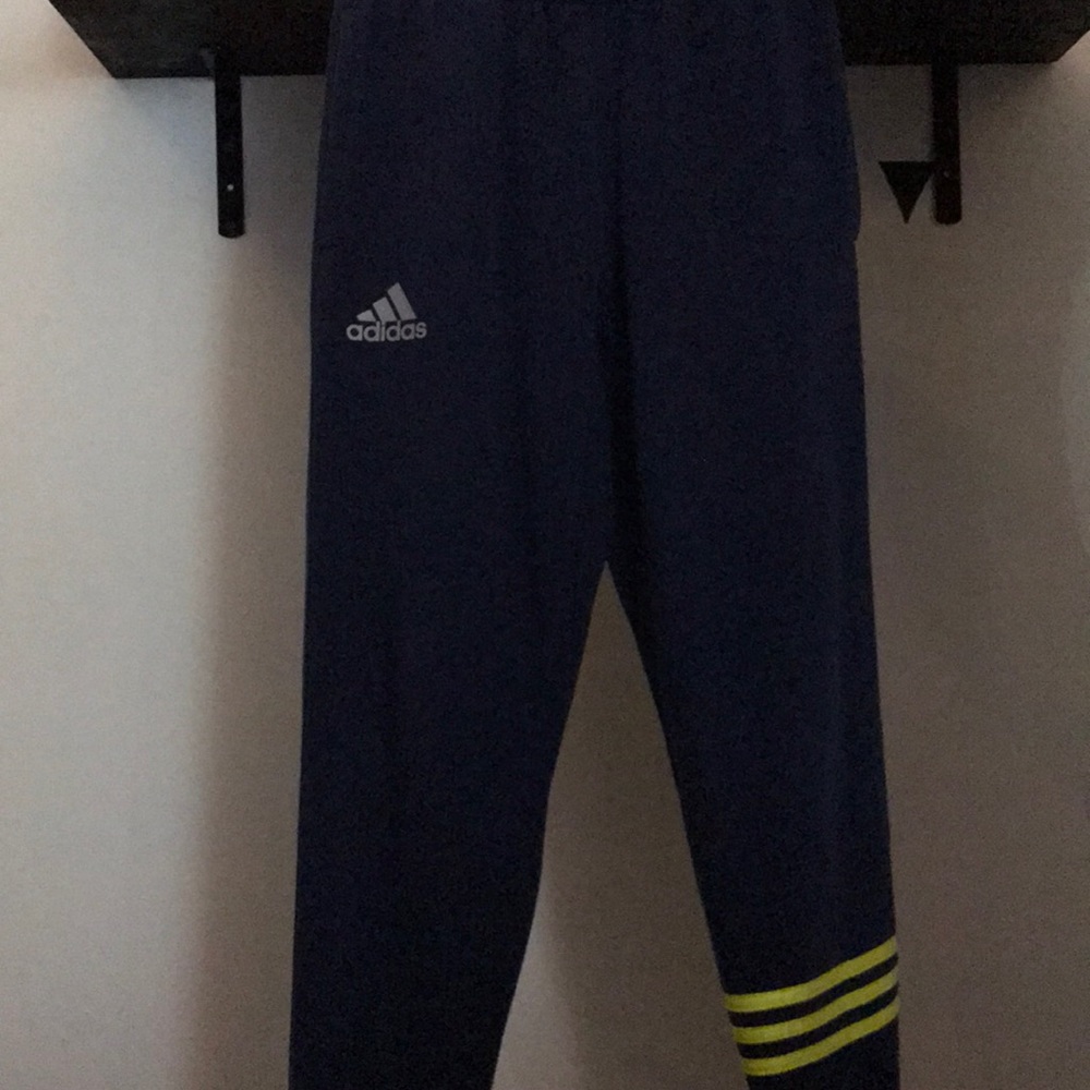 Adidas sweatpants